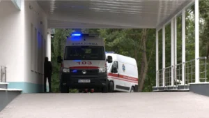 На Волині 11-річний хлопчик збив 2-річну сестру автомобілем - дівчинка загинула