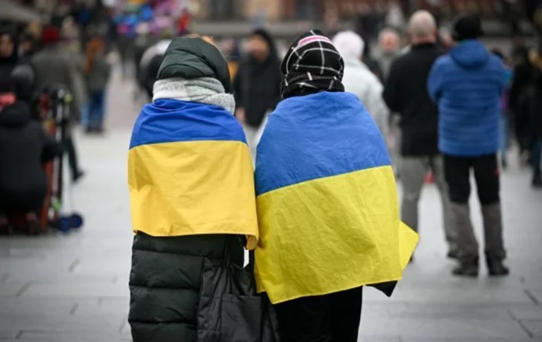 Виплати українцям у різних країнах Європи: де платять більше, а де – менше
