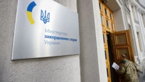 Україна намагається розблокувати транзит через Молдову: МЗС про ситуацію із депортованими українцями на грузинському КПП