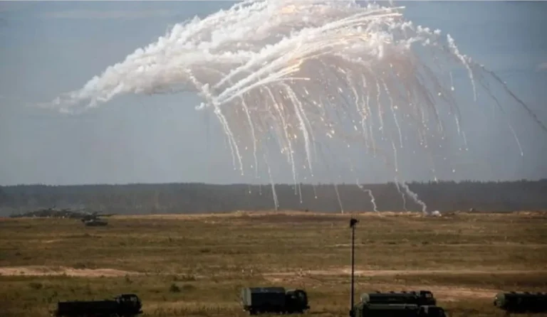 На навчаннях рф і рб “Захід-2025” відпрацюють планування застосування ядерної зброї та комплексу “Орєшнік”