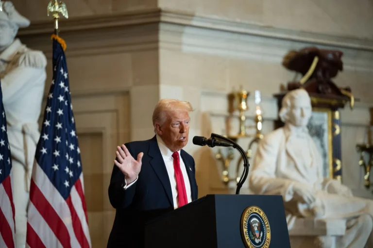 Трамп підтвердив плани “скоро” переговорити з європейськими лідерами