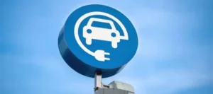 Світові продажі електромобілів у липні сповільнились