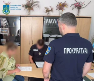 Нова хвиля викриттів махінацій на Буковині: Кравченко заявив про 10 млн грн збитків та 15 підозр