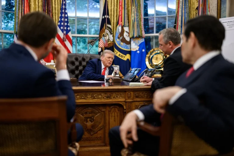 Трамп відмовив путіну щодо зустрічі у москві – NYT