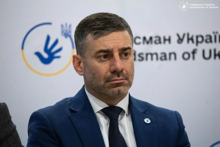 Під час останнього обміну військовополоненим передали листи, обговорили передачу посилок – Омбудсман
