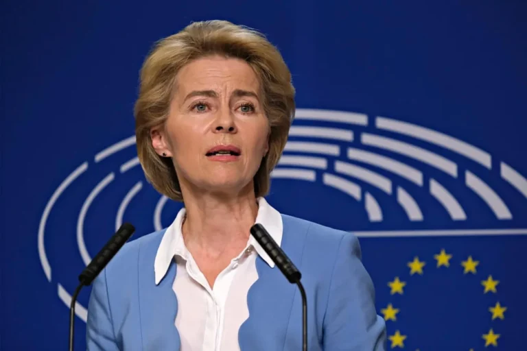 “Він хижак”: Урсула фон дер Ляєн різко висловилася про путіна і закликала Європу чинити опір