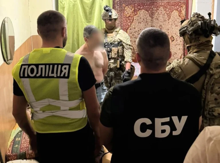 Затримання підозрюваного у вбивстві Парубія: Нацполіція показала перші фото