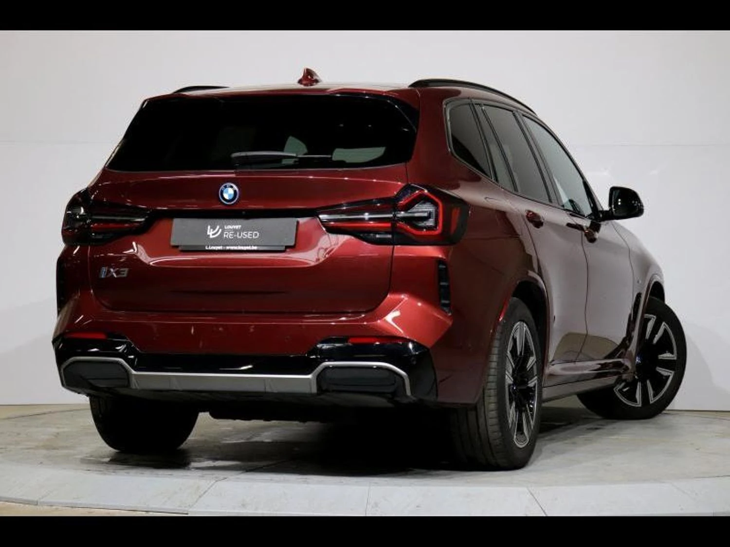 BMW презентує електромобілі з