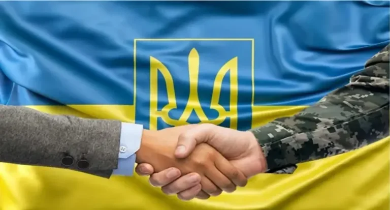 Не менше 15% надходжень на підтримку армії дають українські громади – Зеленський