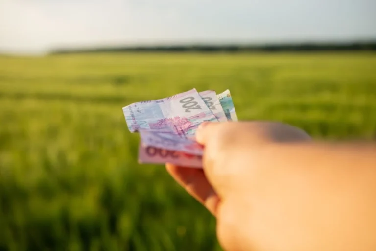 Кабмін продовжив до березня 2027 року можливість аграріям пролонгувати кредити за програмою “5-7-9%”
