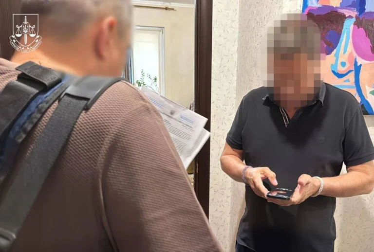 “Наукові” лови риби на 258 тонн: директора держінституту викрито у зловживанні службовим становищем