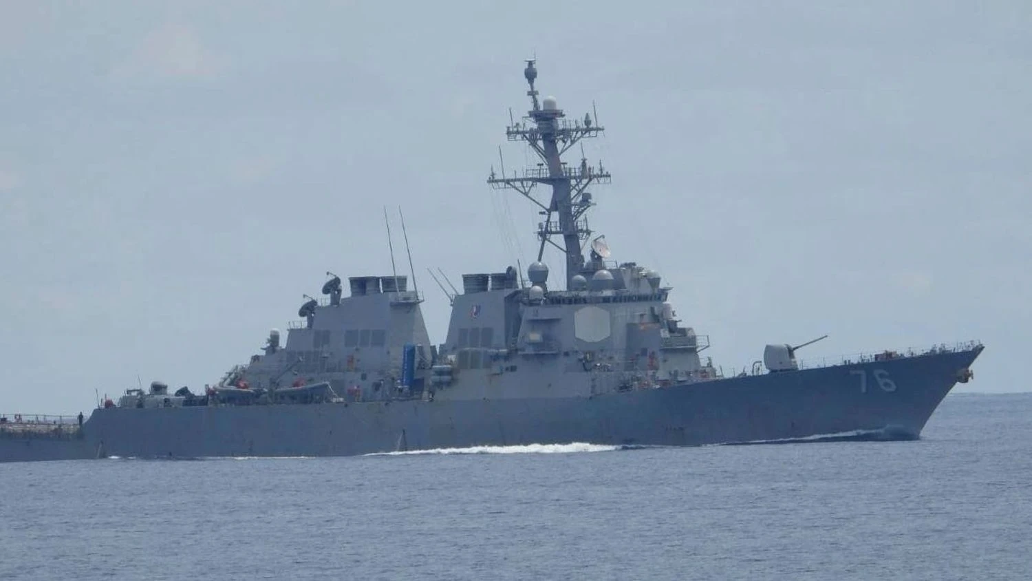 Китай попередив Велику Британію та США через прохід кораблів Тайванською протокою