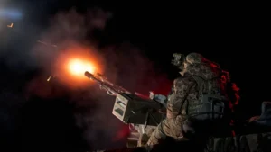 У Києві та області працює ППО через атаку ворожих дронів - ОВА