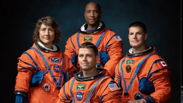 NASA відправить астронавтів у десятиденну місію навколо Місяця у 2026 році