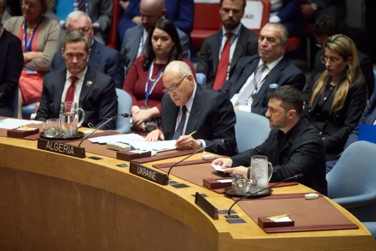 Будапештський меморандум “провалився”, Україна будує нову архітектуру безпеки – Зеленський