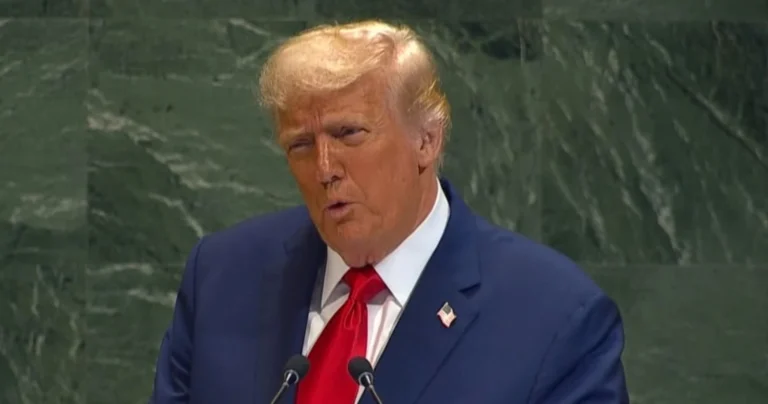 У Білому домі називали різку “атаку” Трампа на росію “переговорною тактикою” – WP