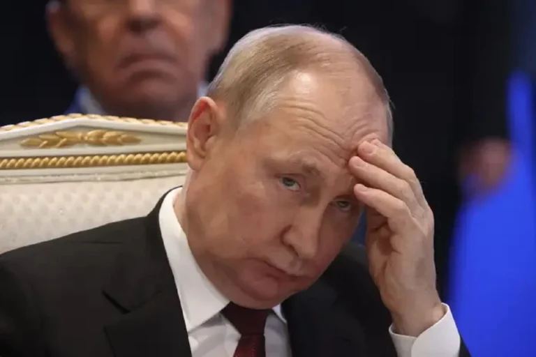 Путін не завершить війну, не отримавши частини України – Трамп