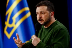 Зеленський продовжив санкції проти російських бізнесменів та ввів нові обмеження для військової й нафтової сфер