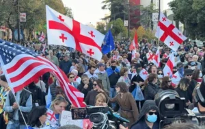 У Тбілісі триває масштабна акція протесту під час місцевих виборів