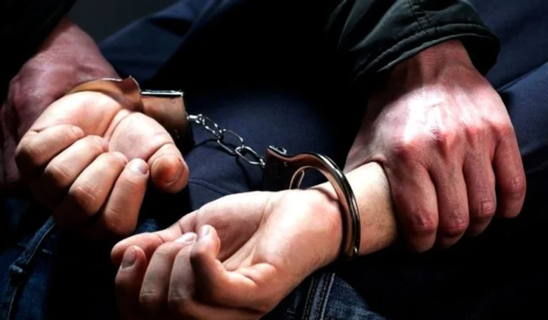Суд виніс вироки колаборантам: 11 років за ґратами для харків’янки та 5 для поліцейського з Миколаївщини