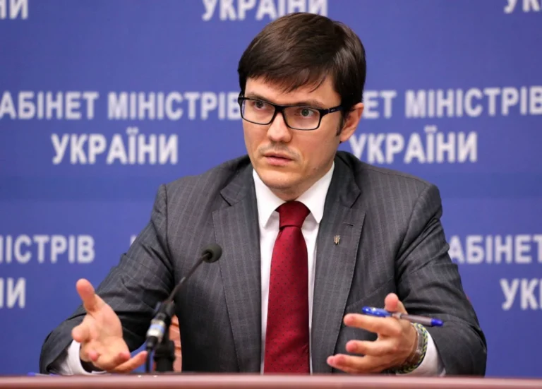 ВАКС закрив справу ексміністра інфраструктури Пивоварського