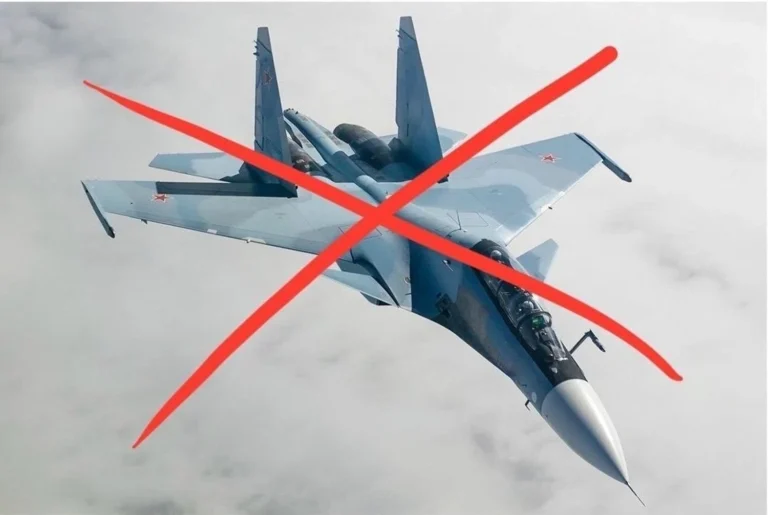 Відбивали атаку дронів на окупований Крим: у ВМС уточнили, що російська ППО збила власний Су-30СМ