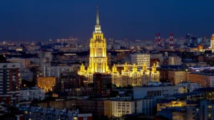 Вночі москва зазнала атаки безпілотників, кілька російських аеропортів призупинили роботу