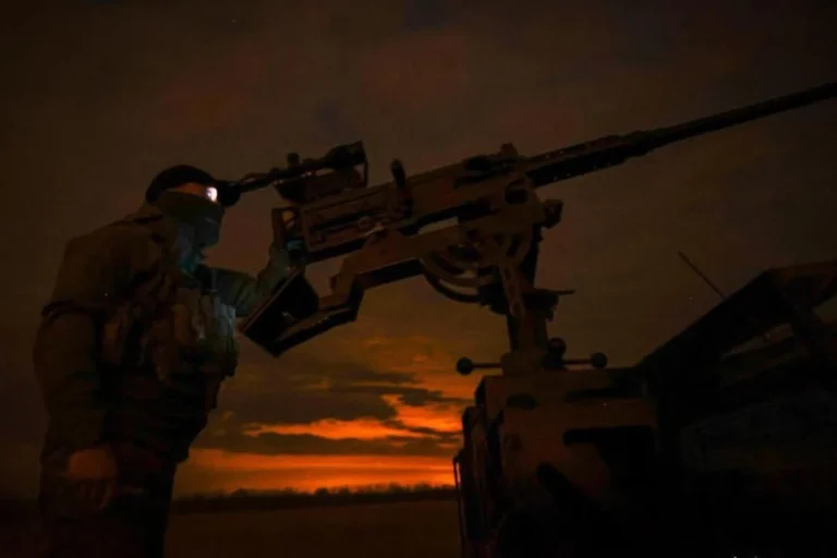 Втрати ворога: українські захисники знешкодили 800 солдатів та 547 БпЛА за добу