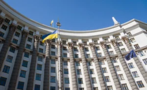 Кабмін вніс на розгляд РНБО пропозиції щодо застосування санкцій проти Міндіча та Цукермана