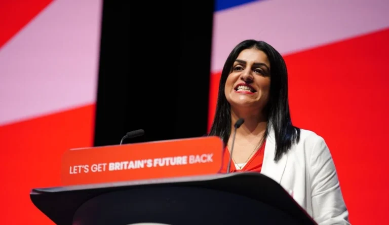 Уряд Британії посилює міграційну політику, статус біженця регулярно переглядатиметься