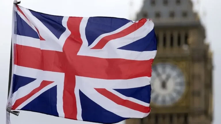 Українським біженцям у Великій Британії доведеться повернутися додому після війни – голова МВС Шабана Махмуд