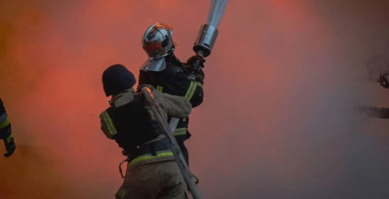 Через атаку БпЛА виникли пожежі у Дніпрі та районі – ОВА