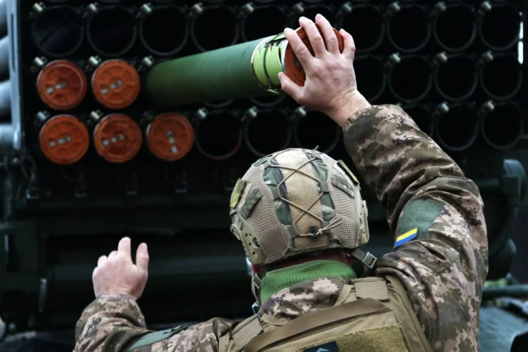 На фронті 247 боїв, найбільше – на Покровському та Костянтинівському напрямках: карта