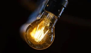 В Україні 27 листопада діятимуть погодинні відключення світла: на Харківщині запроваджені аварійні графіки - Міненерго