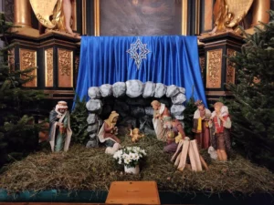 Без ялинки, але із шопкою: які міста в Україні відмовились від новорічних дерев