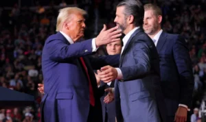 Син Трампа: батько може вийти з переговорів щодо України, якщо мирні спроби проваляться