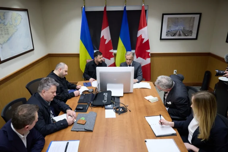 Зеленський: потрібні сильні позиції як на фронті, так і в дипломатії, щоб путін не зміг маніпулювати