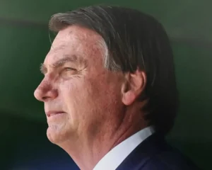 Експрезидент Бразилії Болсонару переніс медичну процедуру з лікування сильної гикавки