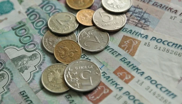 У 2025 році зовнішня торгівля росії продемонструвала подальшу деградацію – СЗРУ