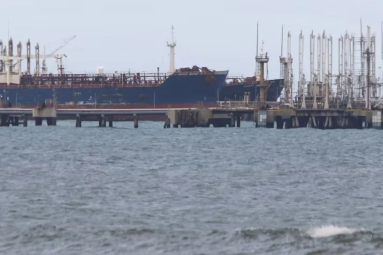 Події у Венесуелі та загрози Ірану: як реагують світові ринки нафти