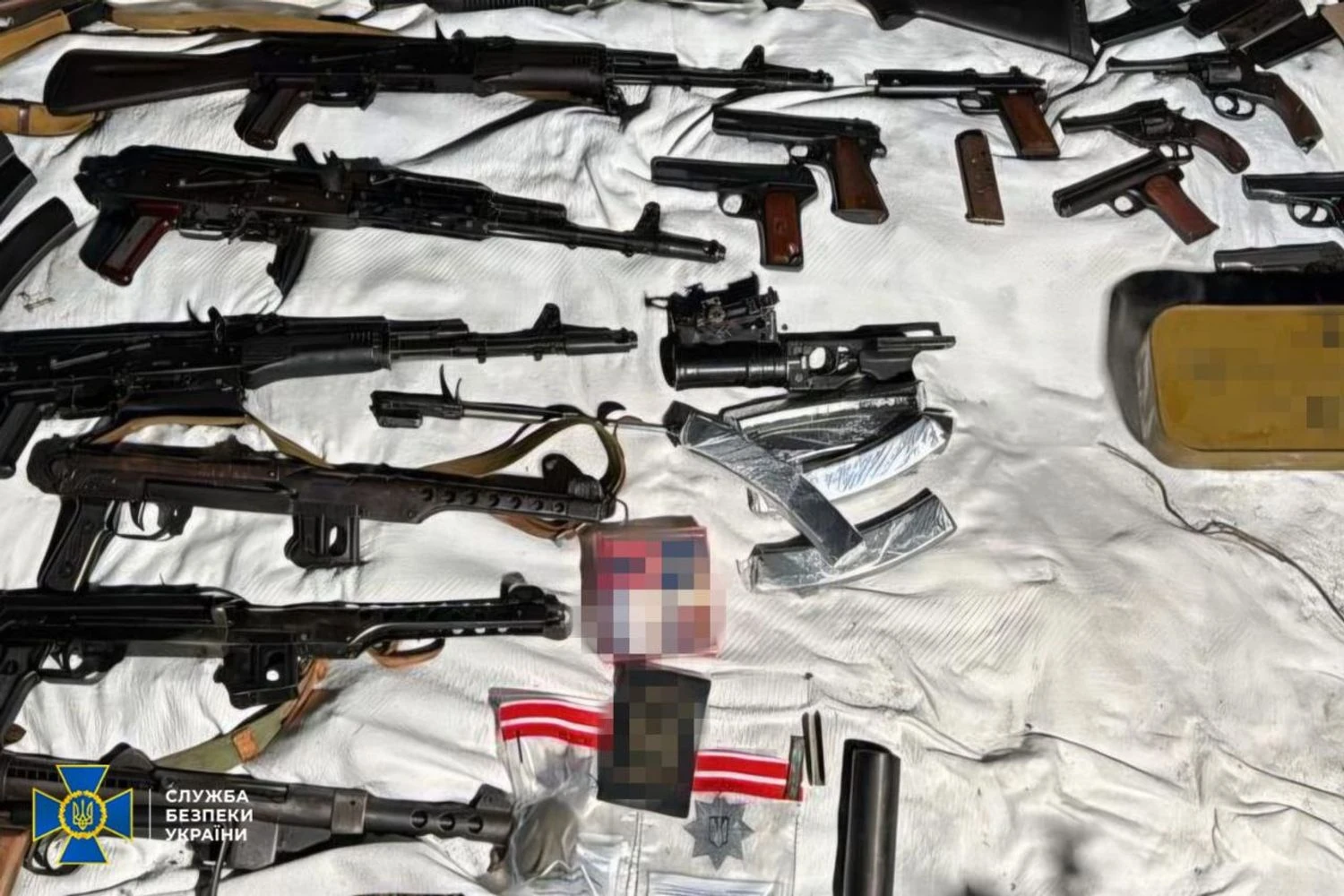 Викрито угрупування, яке намагалося продати одну із найбільших партій