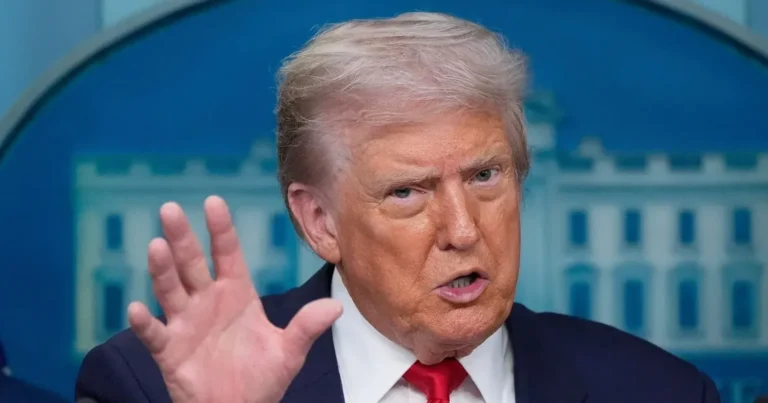 Адміністрація Трампа готує торговельну угоду з Тайванем: зниження тарифів в обмін на заводи