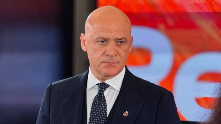 Суд скасував домашній арешт для Труханова: йому змінили запобіжний захід на особисте зобов’язання