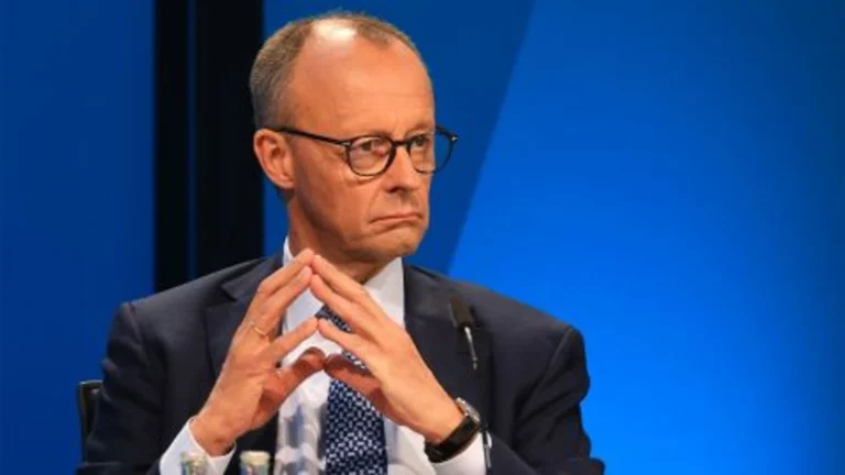 ЄС готовий до переговорів із росією, але не відкриватиме паралельні канали комунікації – Мерц