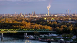 Словаччина оголосила надзвичайну ситуацію в нафтовій галузі на тлі пошкодження