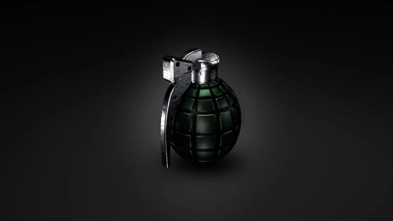 Домашній конфлікт закінчився вибухом – у Черкасах чоловік підірвав гранату біля будинку