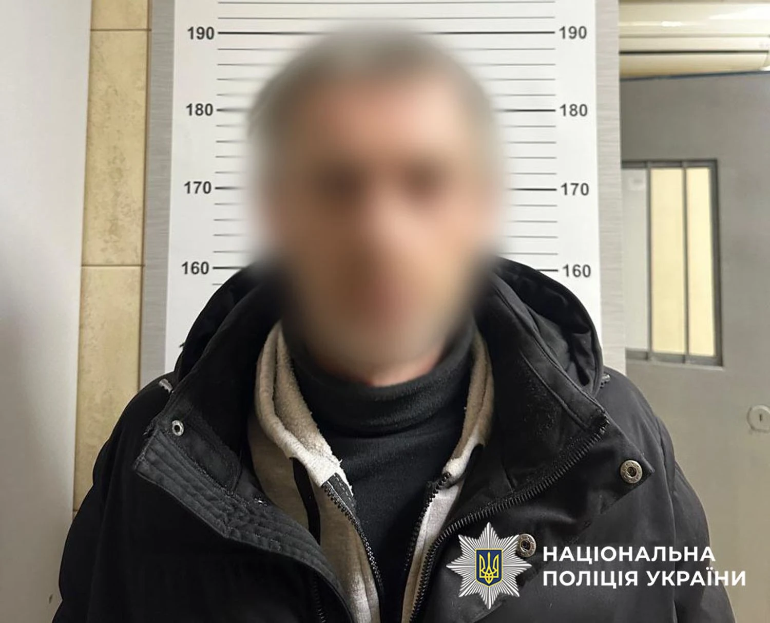 У Києві працівників автомийки затримали за крадіжку майже мільйона гривень з авто клієнтки