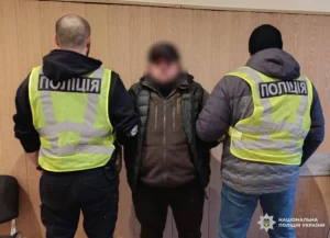 Іноземець танцював на меморіалі полеглих захисників у Києві, його знайшли - поліція