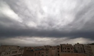 Тегеран охоплений масштабними пожежами, токсичним димом та кислотними дощами після авіаударів