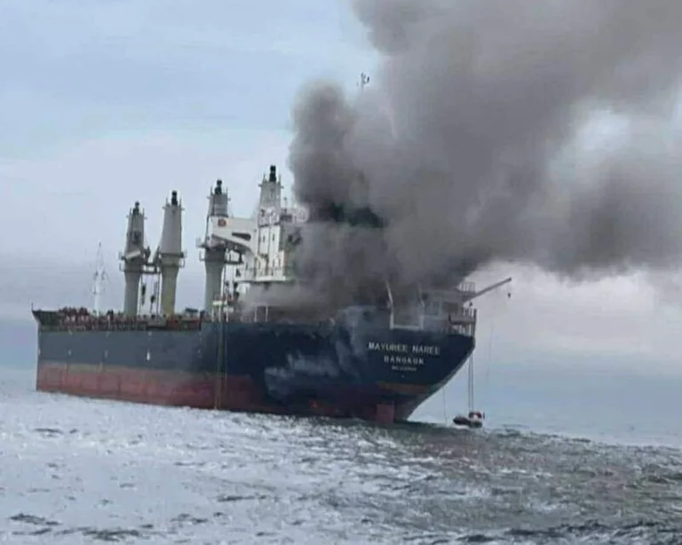 Трамп сподівається, що “багато країн” направлять військові кораблі для охорони Ормузської протоки